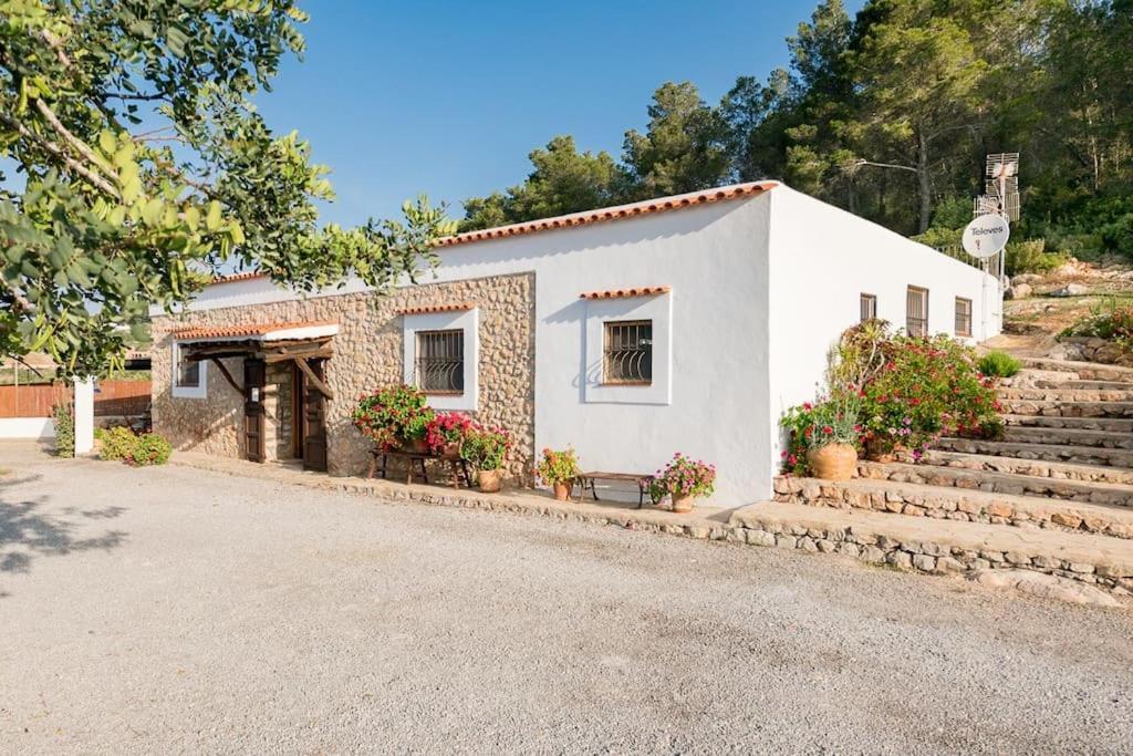 Casa Can Lluc Con Piscina, Jardin Y Vista Al Campo Sant Miquel De Balansat Luaran gambar